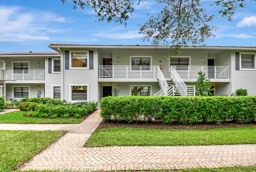 36 Southport LN F, Boynton Beach, FL 33436