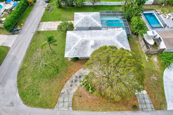 Tequesta, FL 33469,91 Golfview DR