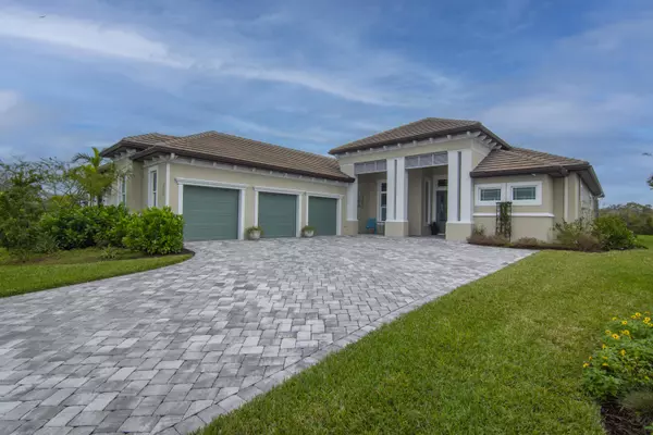 2300 SW Pine Valley RD, Vero Beach, FL 32962