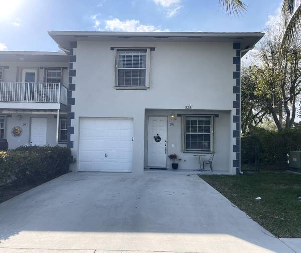 Lantana, FL 33462,328 W Pine ST 25