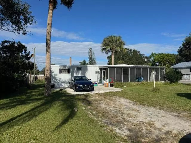 Fort Pierce, FL 34951,500 Palomar ST