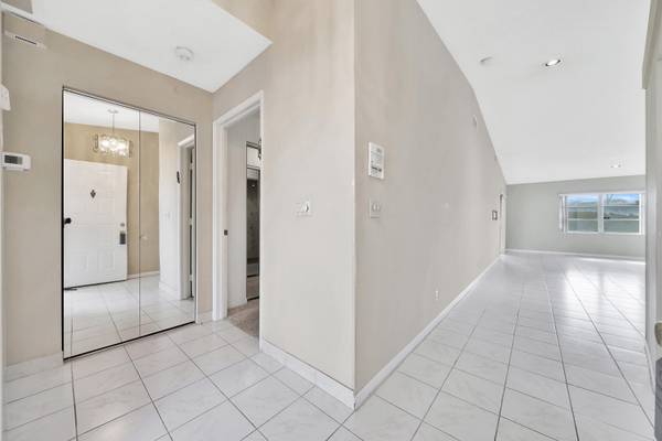 Boca Raton, FL 33496,8192 Summerbreeze LN