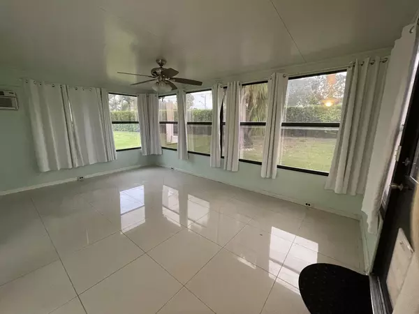 Boynton Beach, FL 33472,5074 Minto RD