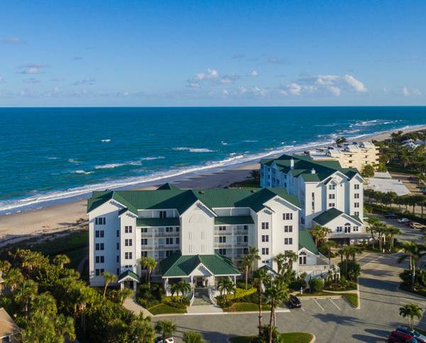 2700 Ocean DR 202,  Vero Beach,  FL 32963