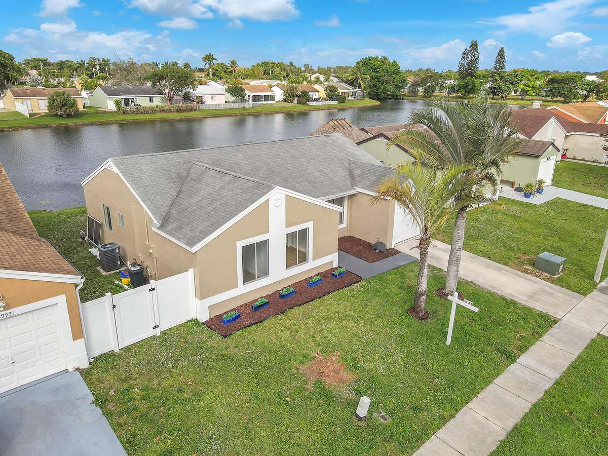 Boca Raton, FL 33496,18989 Cloud Lake CIR