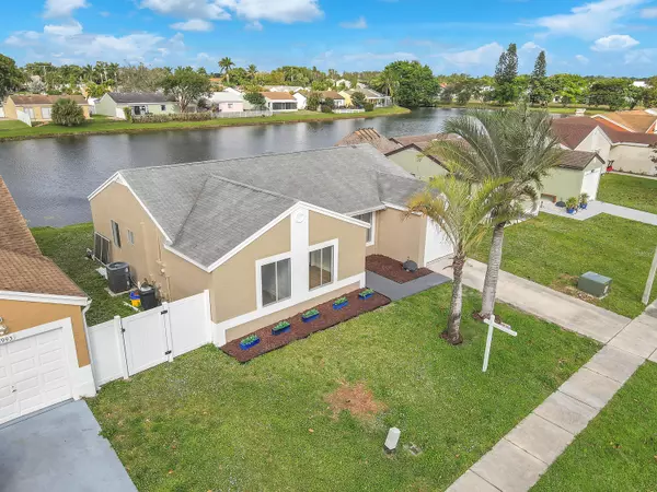 18989 Cloud Lake CIR, Boca Raton, FL 33496