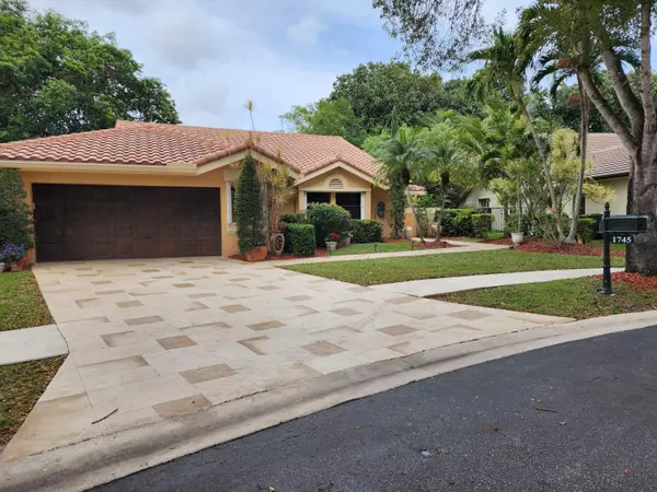 Weston, FL 33326,1745 Lakeshore CIR