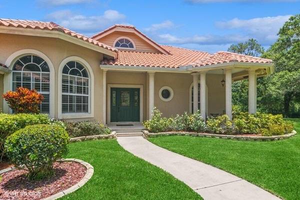 Port Saint Lucie, FL 34986,7912 Plantation Lakes DR