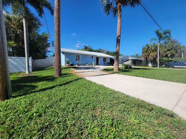 Fort Pierce, FL 34982,6105 Cassia DR