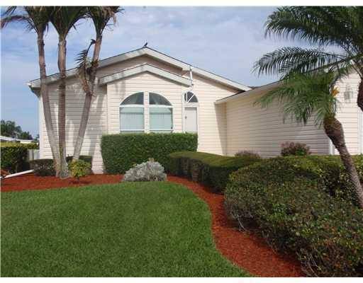 8016 Meadowlark LN, Port Saint Lucie, FL 34952