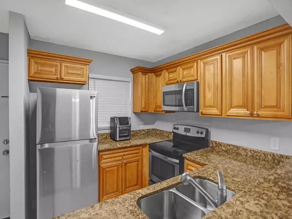 West Palm Beach, FL 33411,1660 Windorah WAY D