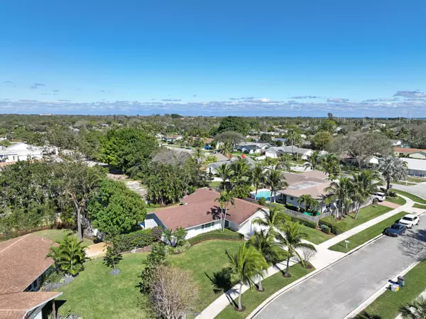 Tequesta, FL 33469,1 Chapel CIR