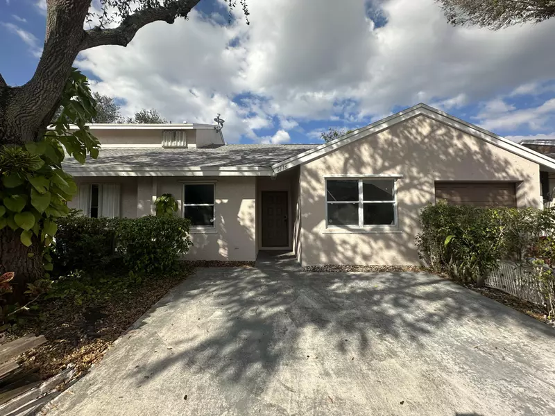 5173 S Pine Abbey DR, West Palm Beach, FL 33415