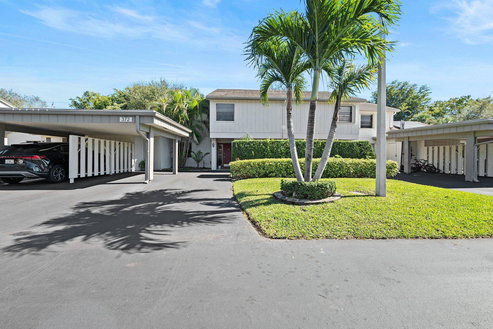 372 E Deer Creek Wildwood LN, Deerfield Beach, FL 33442