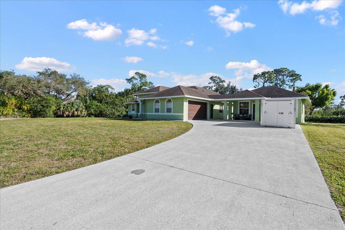 Loxahatchee, FL 33470,18220 N 90th ST