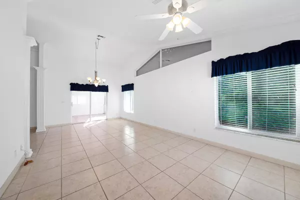 West Palm Beach, FL 33417,5092 Robino CIR