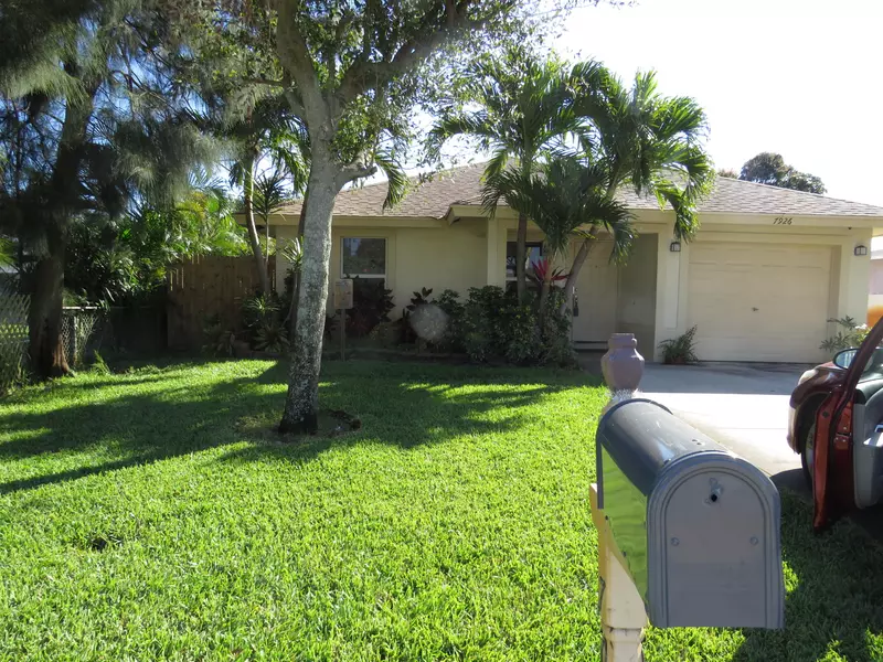 7926 Overlook Road RD, Lake Worth, FL 33462