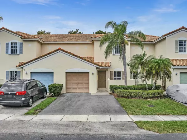 4845 SW 32 TER, Fort Lauderdale, FL 33312