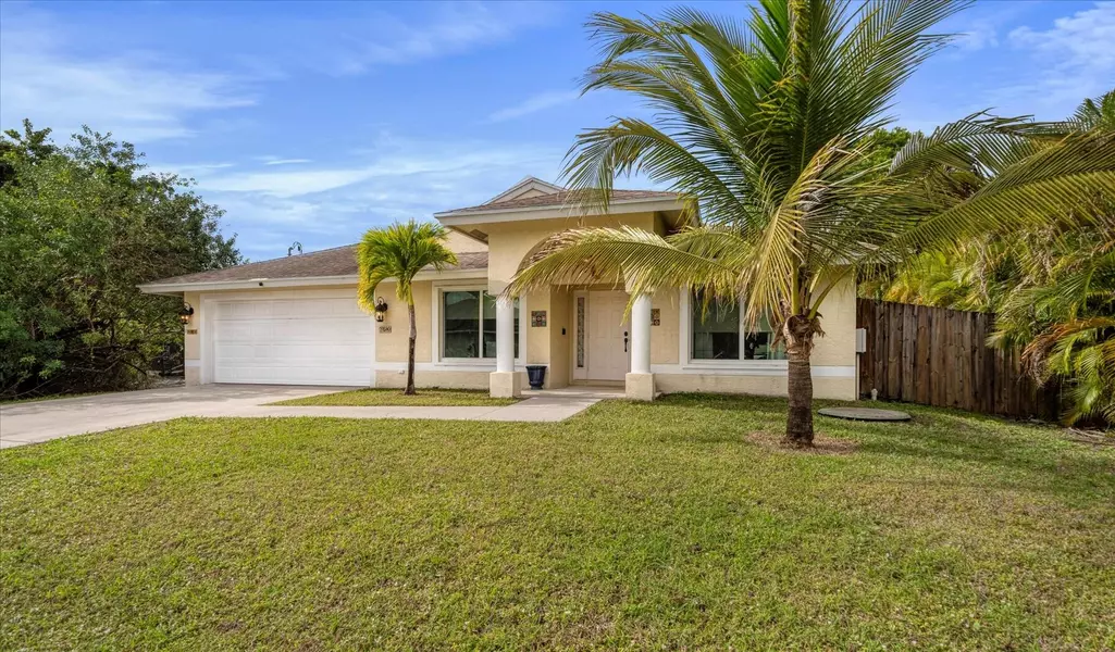 756 NE Jordan TER, Port Saint Lucie, FL 34983