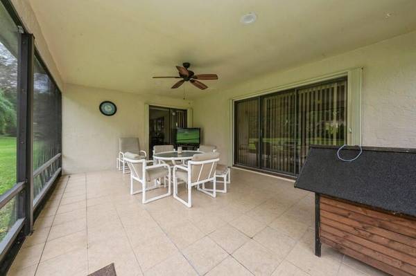 Boca Raton, FL 33498,18074 S 105th AVE