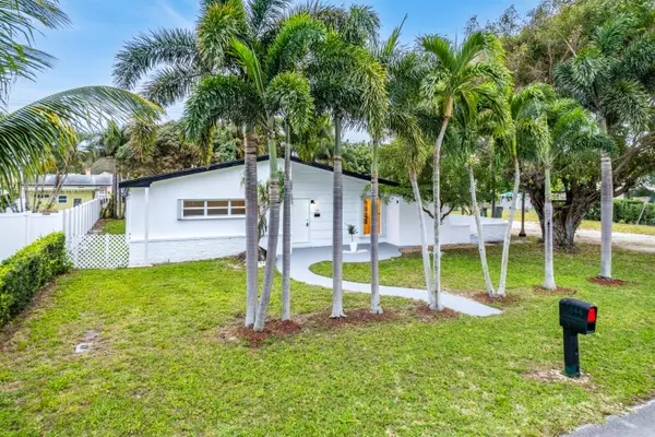 Delray Beach, FL 33444,124 SW 8th CT