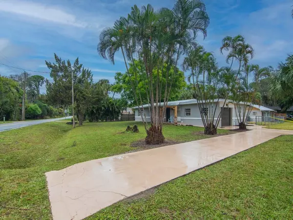 Fort Pierce, FL 34982,4220 Sunrise BLVD