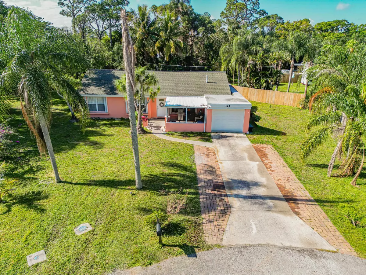 Port Saint Lucie, FL 34952,124 SE Aldea CT