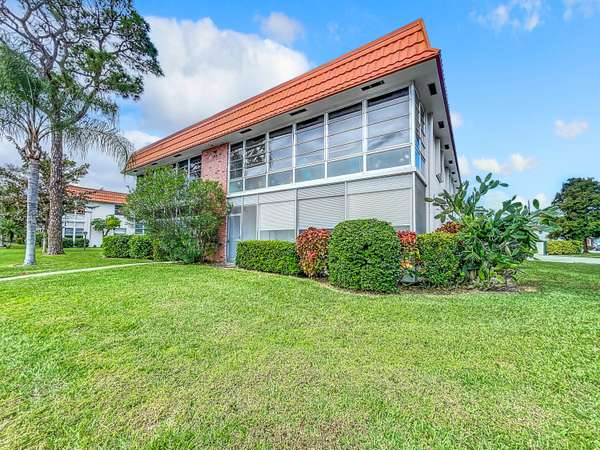 2600 SE Ocean BLVD X-6, Stuart, FL 34996