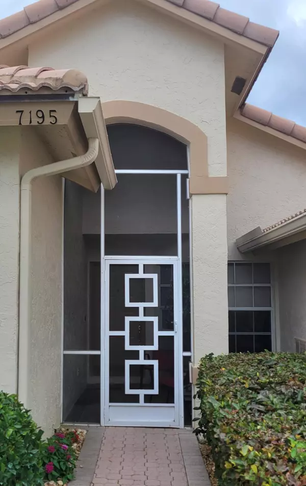 Boynton Beach, FL 33472,7195 Ashford LN