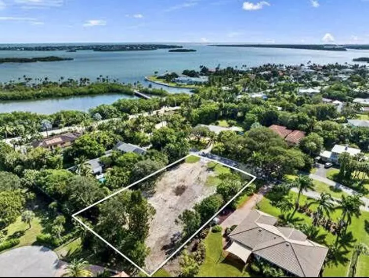 Sewalls Point, FL 34996,6 Mandalay RD