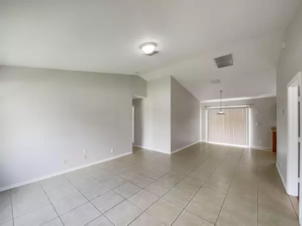 Port Saint Lucie, FL 34953,4426 SW Cacao ST