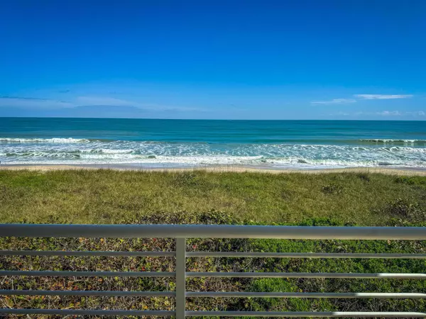 4802 N Highway A1a 3-G, Hutchinson Island, FL 34949