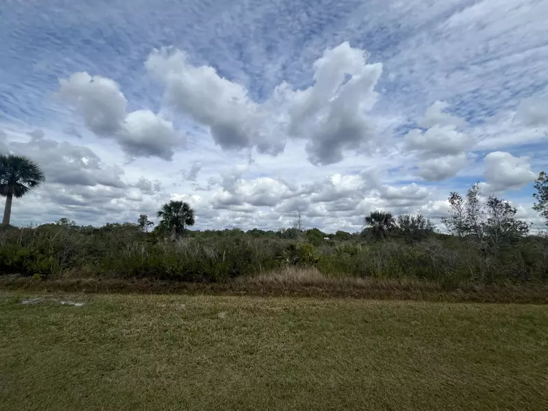 18073 NW 276th ST, Okeechobee, FL 34972