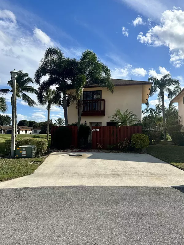 West Palm Beach, FL 33415,5481 Garden Hills CIR 67a