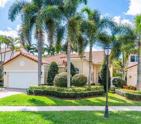 Boca Raton, FL 33496,17033 Newport Club DR