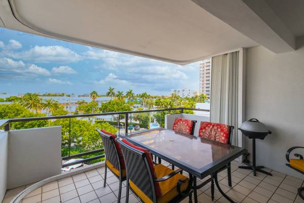 Lauderdale By The Sea, FL 33062,1500 S Ocean BLVD 508