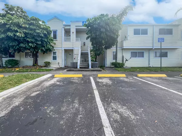 3421 NW 44th ST 204, Lauderdale Lakes, FL 33309