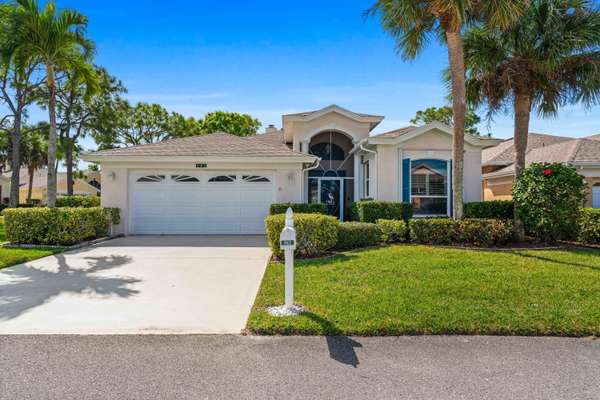 582 NW Montevina DR,  Port Saint Lucie,  FL 34986