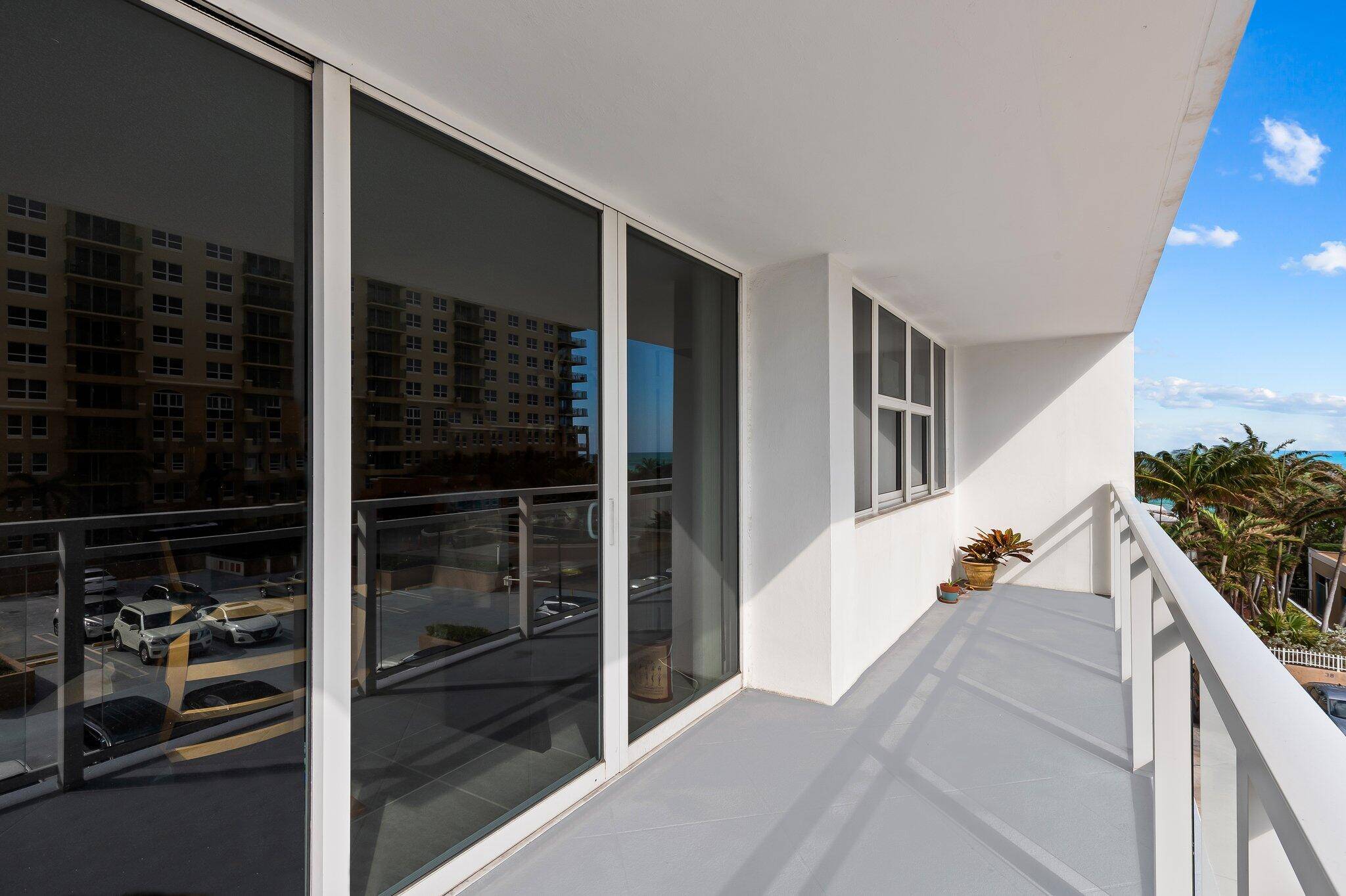 Hallandale Beach, FL 33009,2030 S Ocean DR 310