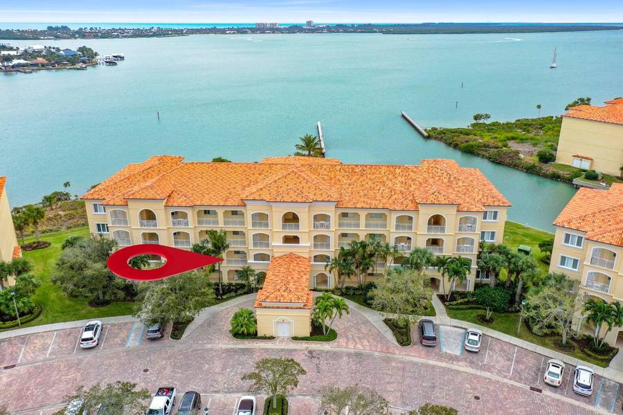 4 E Harbour Isle DR 203, Fort Pierce, FL 34949