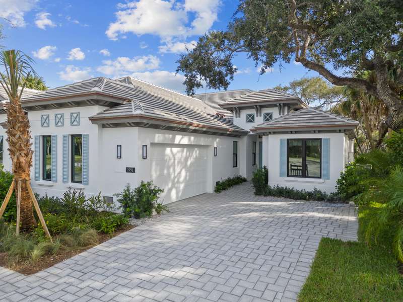 1920 Frosted Turquoise WAY, Vero Beach, FL 32963