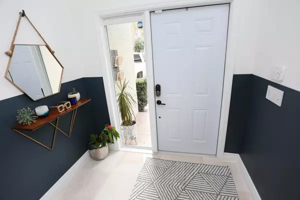 Lighthouse Point, FL 33064,5412 Pointe Villa DR B