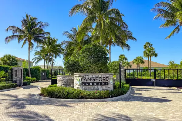 Jensen Beach, FL 34957,2625 NE Evinrude CIR