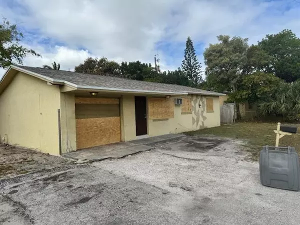 7795 Overlook RD, Lake Worth, FL 33462