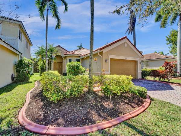 1640 Sweetgum TER, Weston, FL 33327