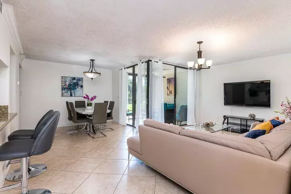 Delray Beach, FL 33444,2025 Lavers CIR D108