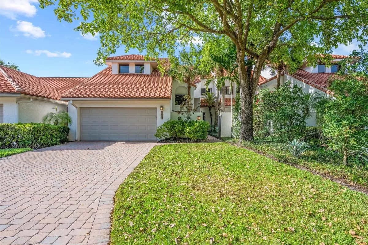 Wellington, FL 33414,2443 Windsor Way CT