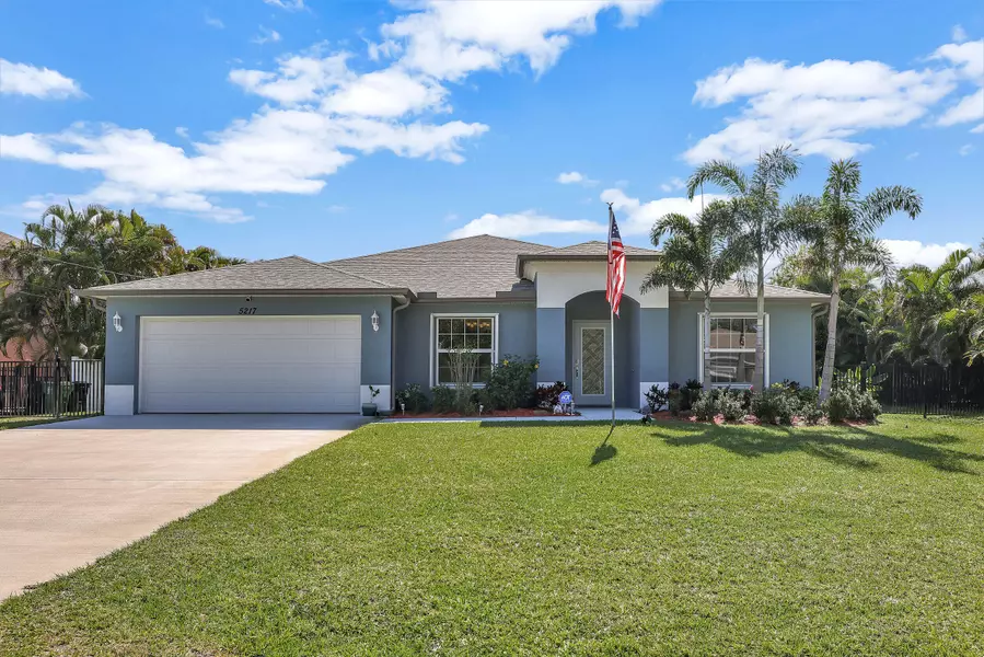 5217 NW Rugby DR, Port Saint Lucie, FL 34983