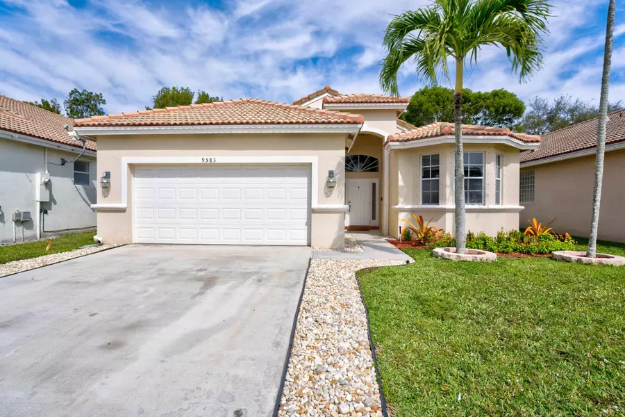 9583 Verona Lakes BLVD, Boynton Beach, FL 33472