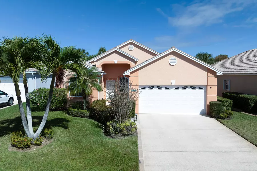 895 NW Sarria CT, Port Saint Lucie, FL 34986